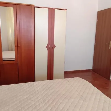Apartamento Dom-el Real 3 -