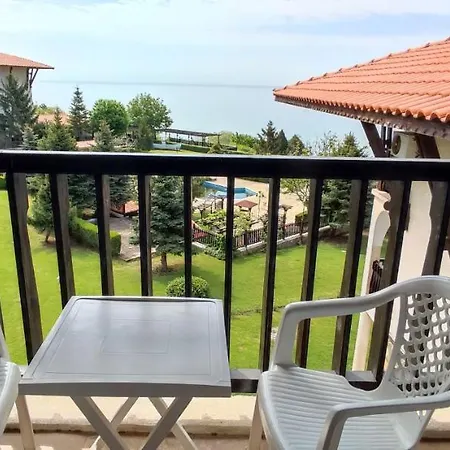 Dom-el Real 3 - Apartamento