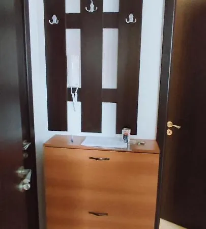 דירה Dom-el Real 3 - *