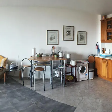 Apartamento Dom-el Real 3 - *