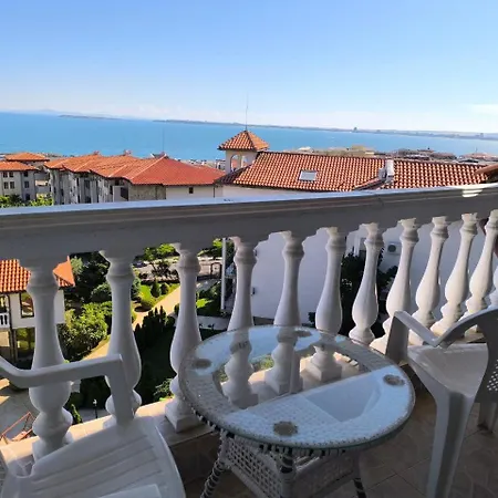 Dom-el Real 3 - Apartment *