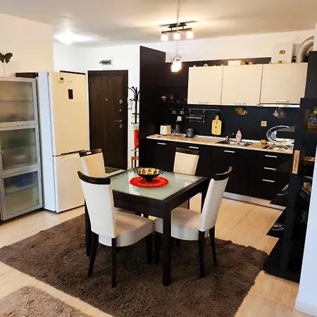 דירה Dom-el Real 3 -