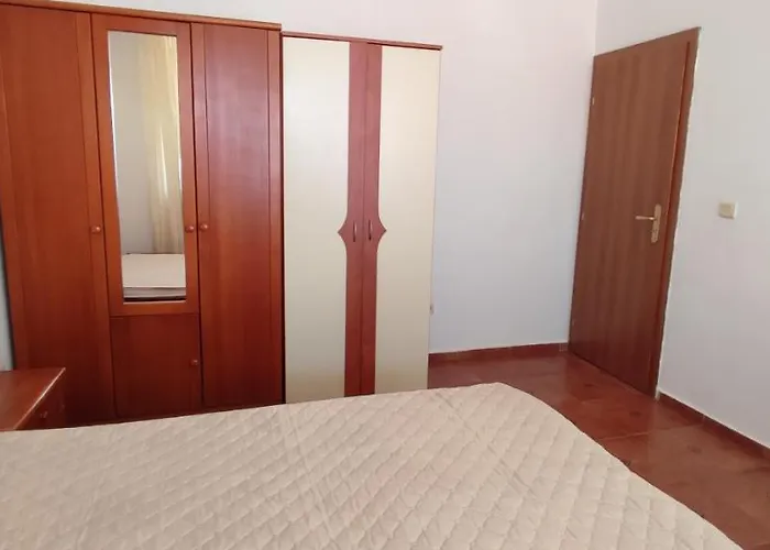 Apartamento Dom-el Real 3 -