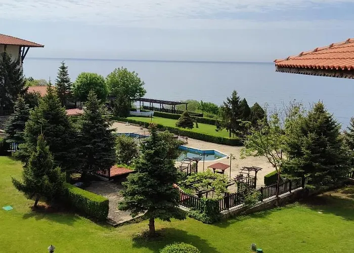 Dom-el Real 3 - Apartament