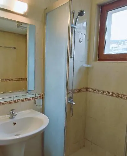 Dom-el Real 3 - Apartamento