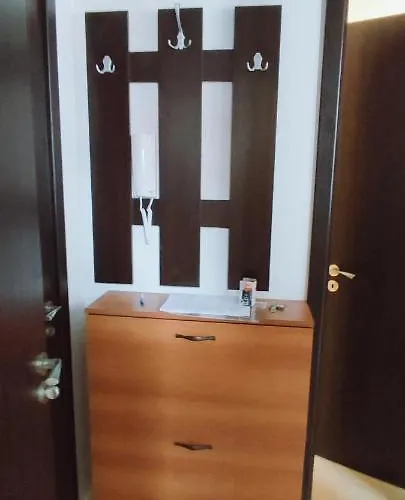 Apartament Dom-el Real 3 - *