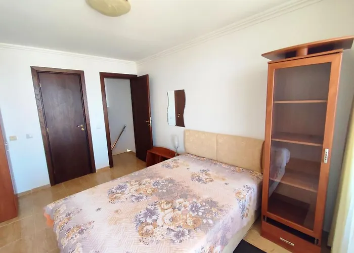 Dom-el Real 3 - Apartamento *
