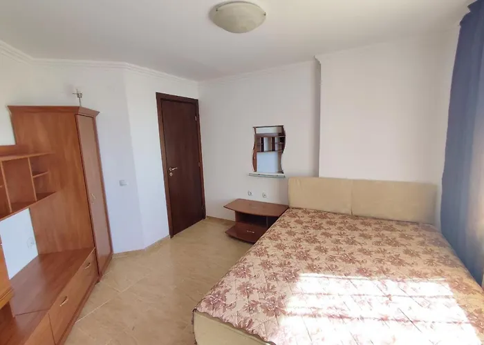 Dom-el Real 3 - Apartamento