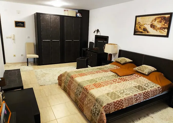 Apartamento Dom-el Real 3 -