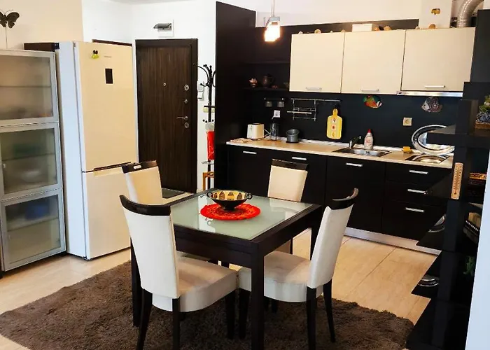 Apartament Dom-el Real 3 -